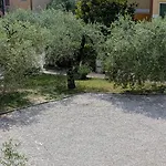Garda Renovated Διαμέρισμα Torri Del Benaco