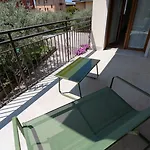 Διαμέρισμα Garda Renovated *