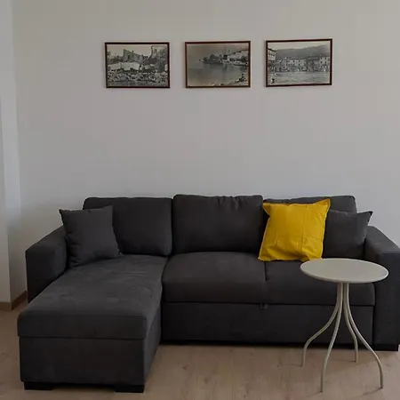 Διαμέρισμα Garda Renovated *